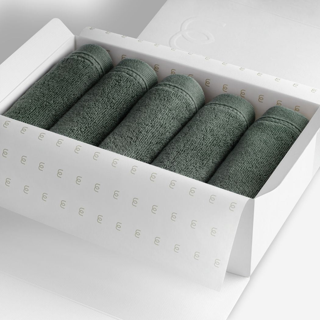 Dark green organic cotton washcloth set.