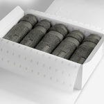 Dark grey washcloth set.