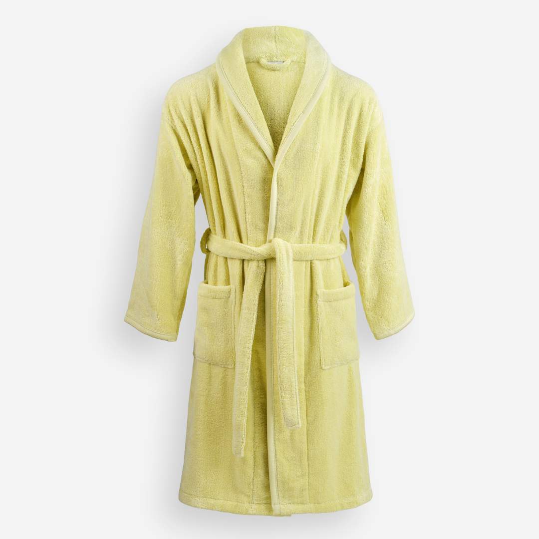 WATA VIVO Organic Cotton bathrobe in pistachio yellow, 420 GSM, shawl collar, front view.